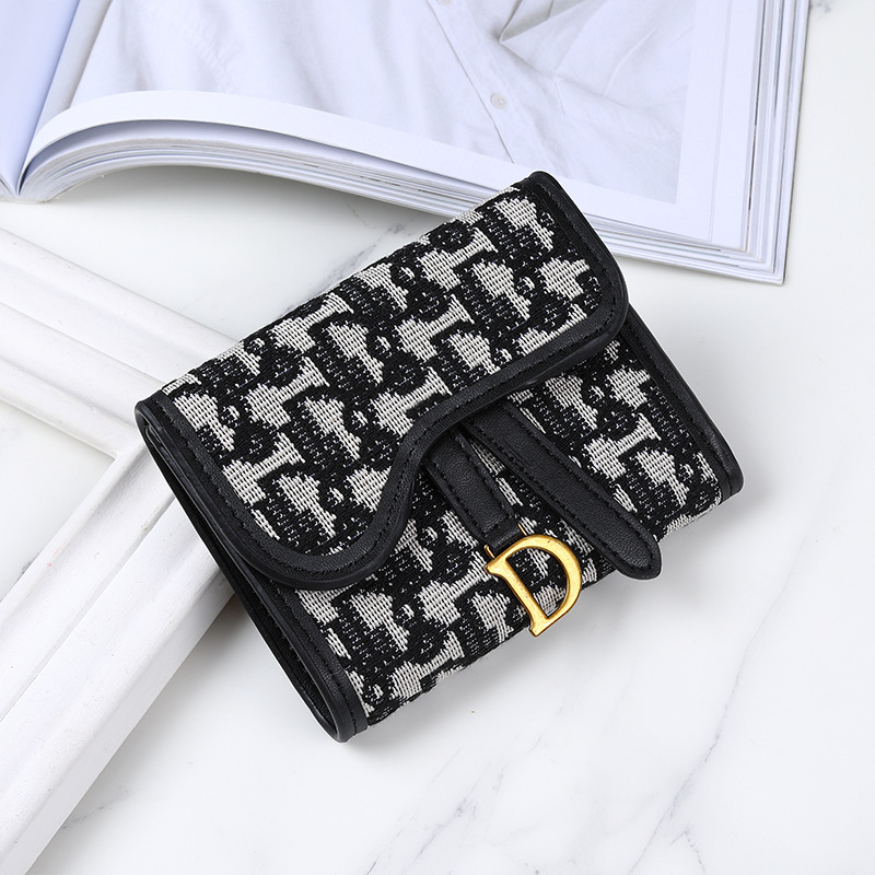 Picture of European and American retro wallet ladies long large capacity D-buckle multi-card foreign trade multi-functional three-fold clutch wholesale