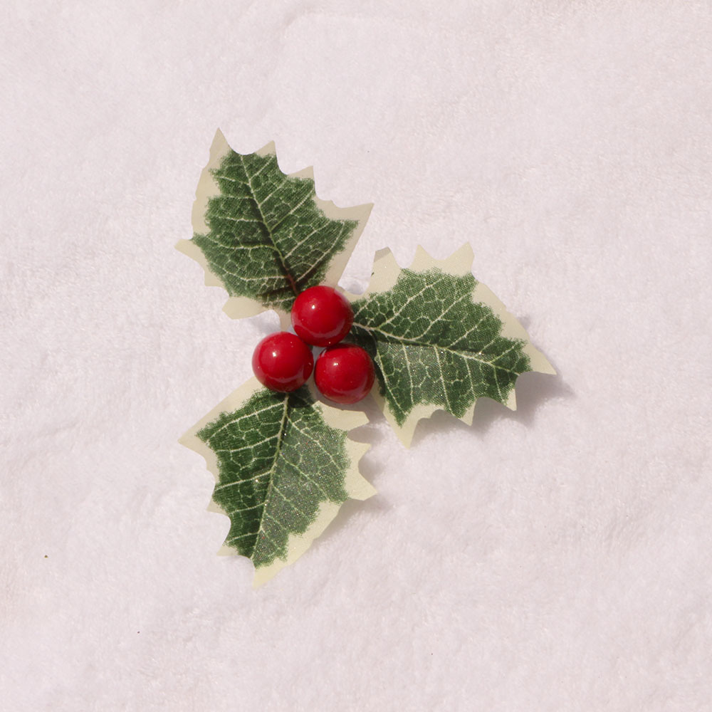 Picture of Jiuhong Christmas Christmas simulation small red fruit plus Christmas green leaves Christmas tree wreath accessories branch plug-in