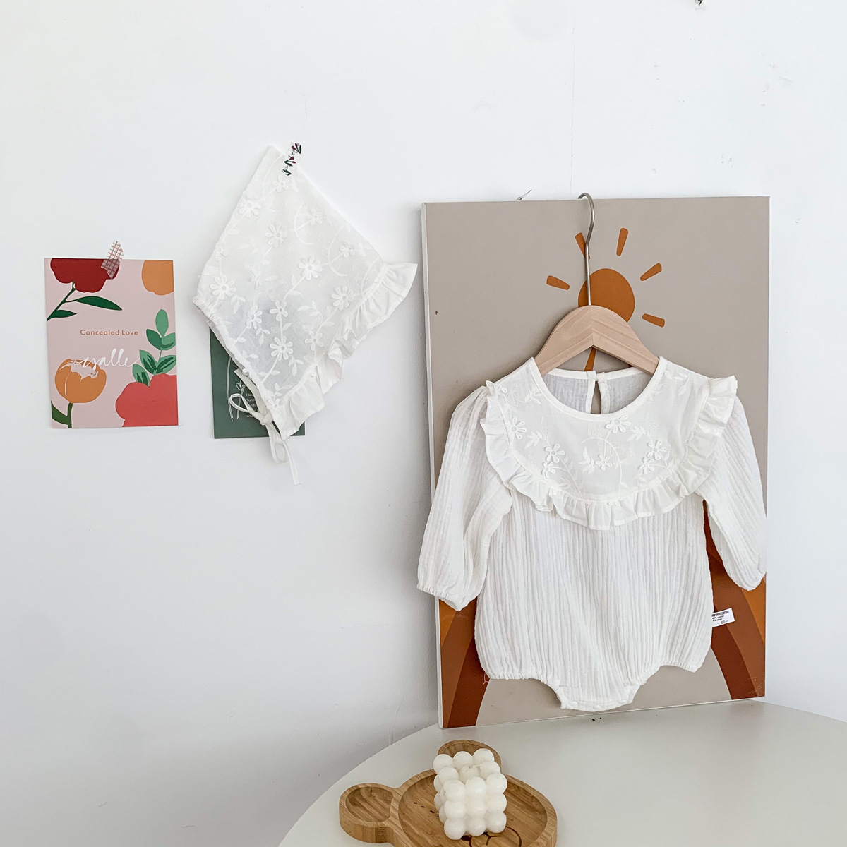 Picture of Ins Kidsren's Princess One-Piece Harem Baby Girl Fashionable Puff Sleeves Lotus Leaf Collar Bag Fart Baby One-Year-Old Dress
