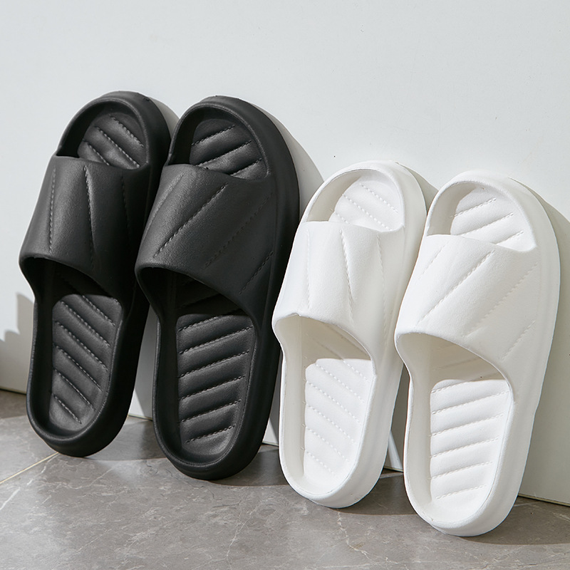 2025 New Style Shit Feeling Slippers Men's Slippers Women's Eva Couple Summer Bathroom Bath Non-slip Indoor Thick Bottom