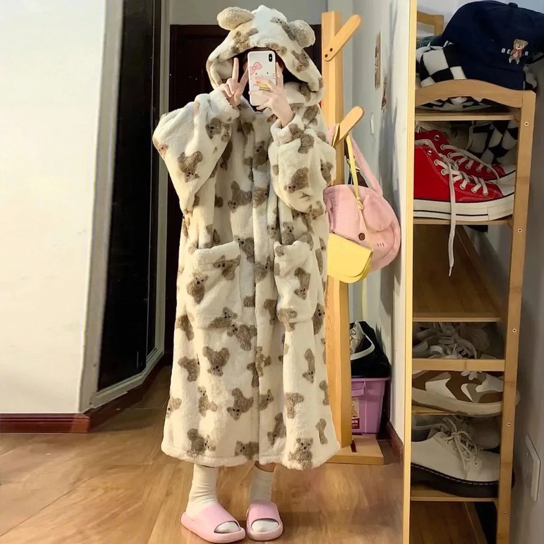 Flannel long-sleeved nightdress for women autumn and winter sweet girl solid color outer wear hooded home wear sleeping