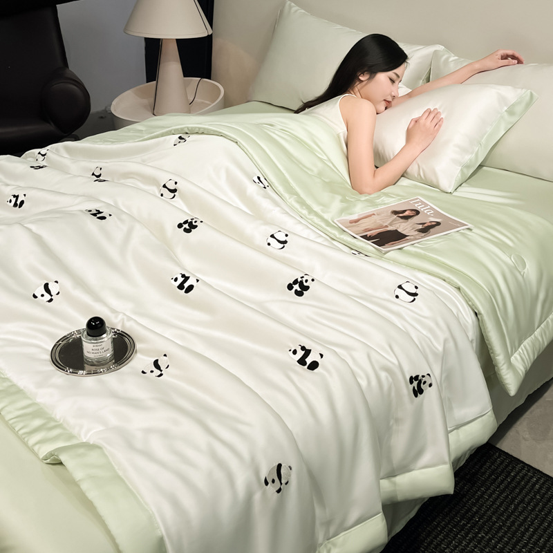 Picture of Summer Ins Washable Ice Silk Summer Quilt Four-piece Set Machine Washable Air-conditioning Quilt Summer Cool Quilt Single Double Thin Quilt Core