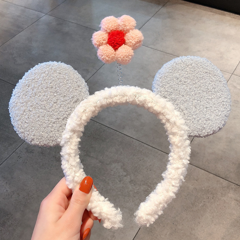 Picture of Special Headband for Face Washing for Women 2025 New Autumn and Winter Cute Bear Headband Hairband Hairpin Hair Accessory Plush Headwear
