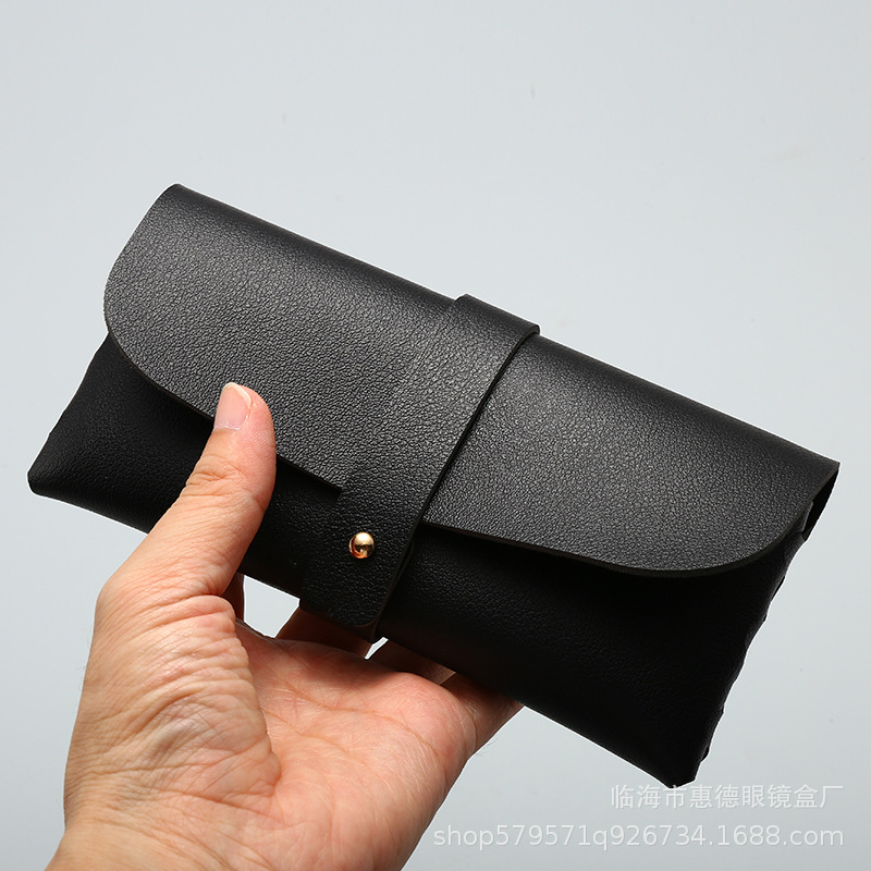Picture of Factory Batch Glasses Case in stock New Single Nail Leather Sunglasses Bag Hand-woven Sunglasses Box Printable LOGO