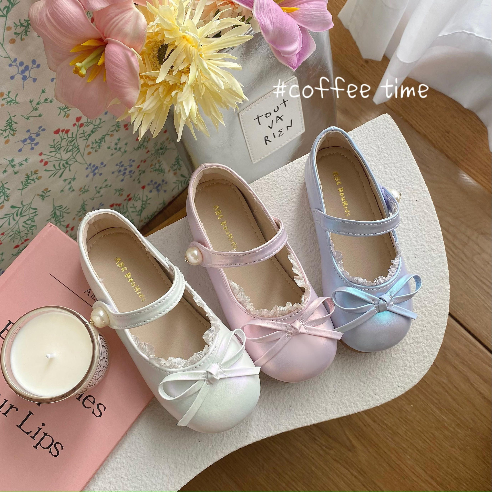 2025 Girls Summer New Pearlescent Ballet Shoes Polarized Bow Round Toe Easiest for Match Fashion Girls Princess Shoes