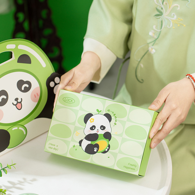 Guofeng wormwood green ball packaging box snowflake crisp baking biscuits mung bean cake gift box carton packaging custom