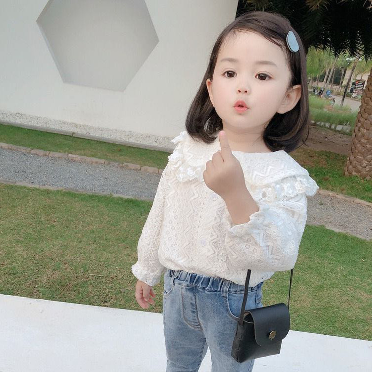 Picture of 2021 Spring New Girls' Shirt Children's White Shirt Baby Doll Collar Stylish Top for Spring and Autumn Children's Fashion