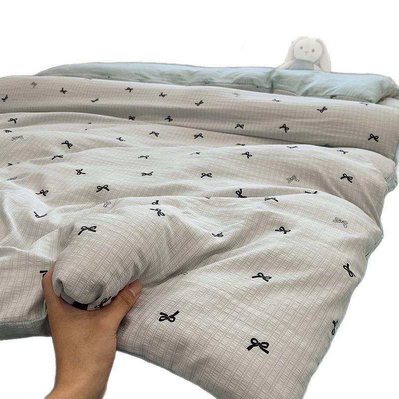 Picture of Machine Washable Four-Piece Bedding Set, Sheet and Duvet Cover for Student Dormitory, Single Bed Duvet Cover, New Style, Suitable for Sleeping Naked, Three-Piece Set
