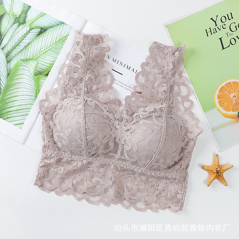 Picture of New Wide Shoulder Strap Lace Beautiful Back Wrapping Chest Tube Top with Chest Pad Base Anti-running Light Sling Vest Sleeping Underwear for Women