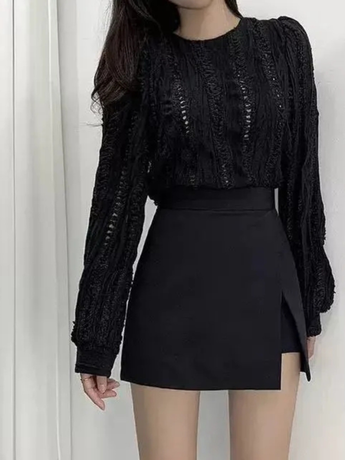 Skirt Women's 2024 Summer New High Waist Split Skirt Black Small Fashionable Slim A- line Hip Skirt