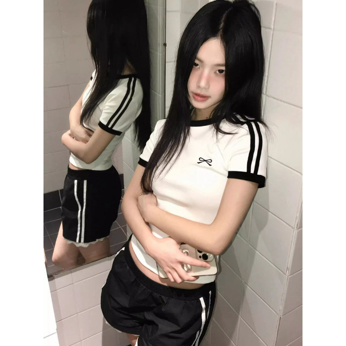 Picture of American Right Shoulder T-shirt for Women Summer Bow Embroider Strip Elastic Slim Short-sleeved Slim Niche Short Top