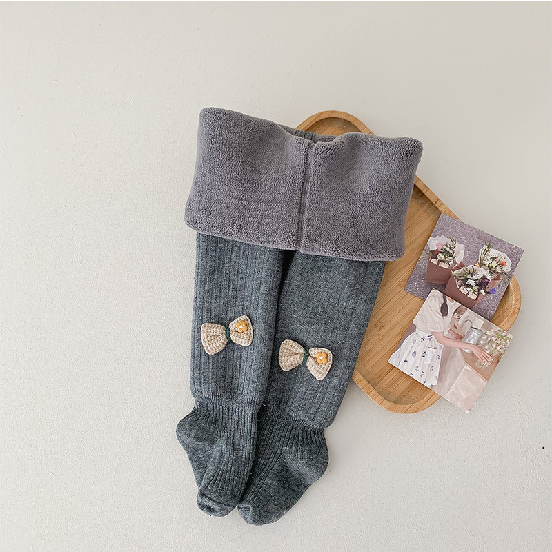 Picture of Children's pantyhose plus velvet padded autumn and winter new small flower bow pantyhose female baby warm bottomings wholesale