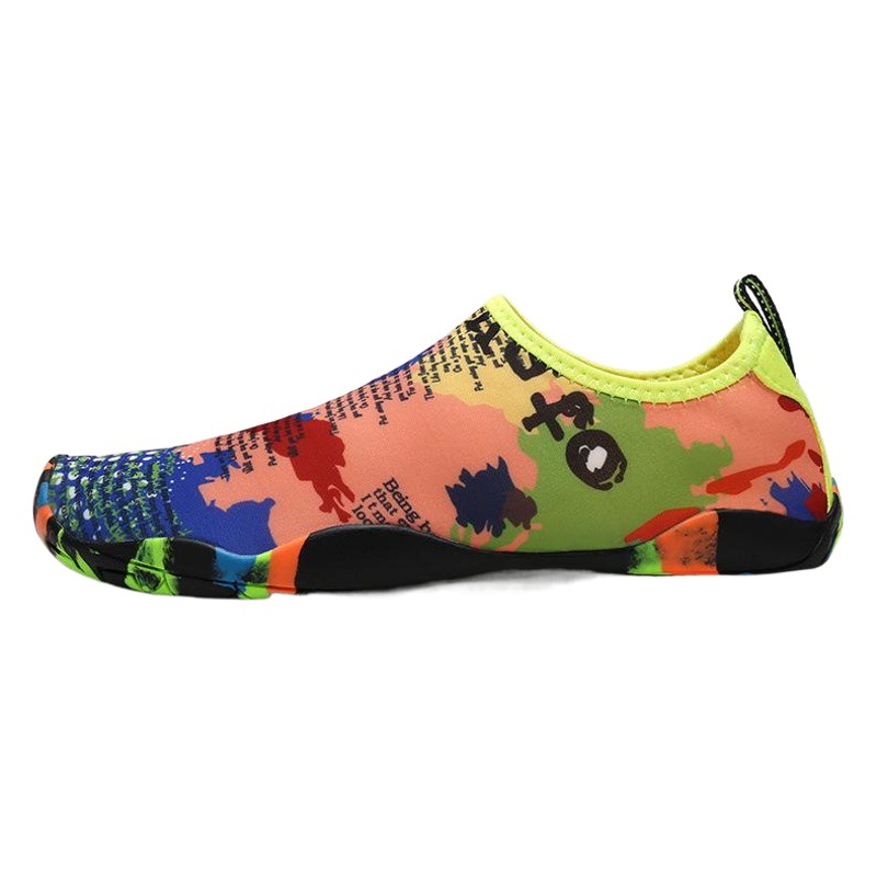 Water shoes, men and women outdoor diving shoes breathable swimming shoes beach snorkeling shoes