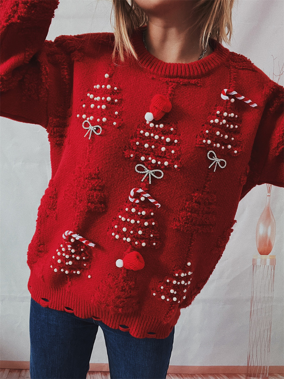 Picture of European and American cross-border Amazon Handmade Pearl Christmas theme sweater three-dimensional decoration New Year holiday sweater pullover