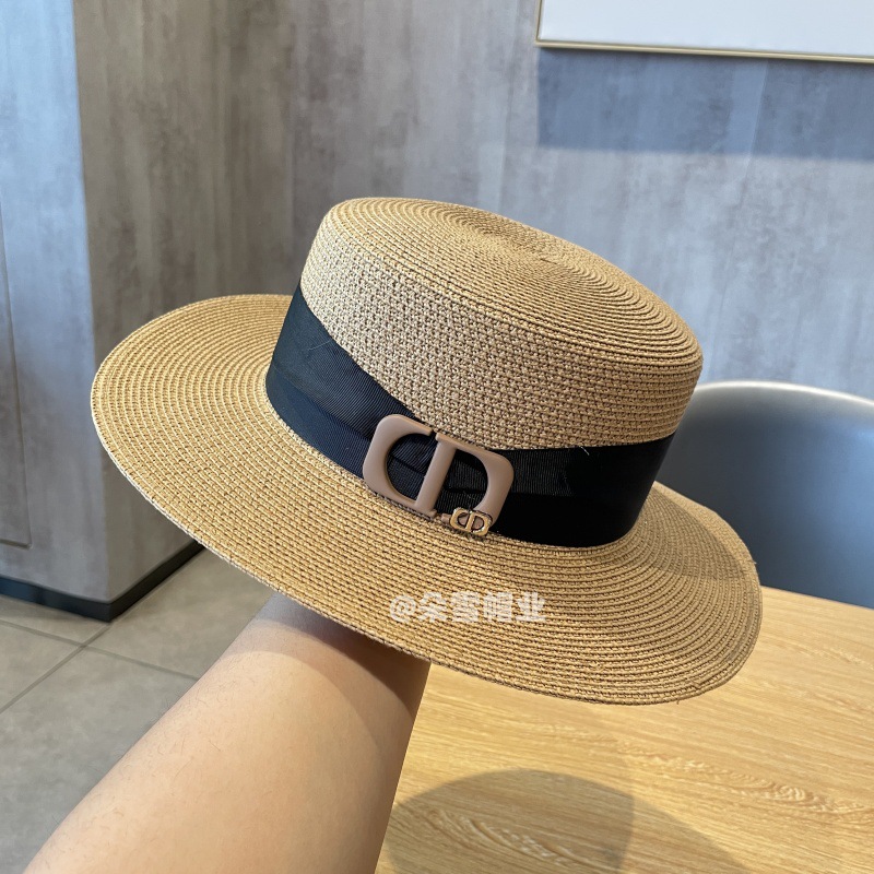 Picture of Hat Women's Summer Sunshade Sunscreen Flat Top Celebrity Style Top Hat Seaside Fashion Sun Hat New High-grade Sense Straw Hat