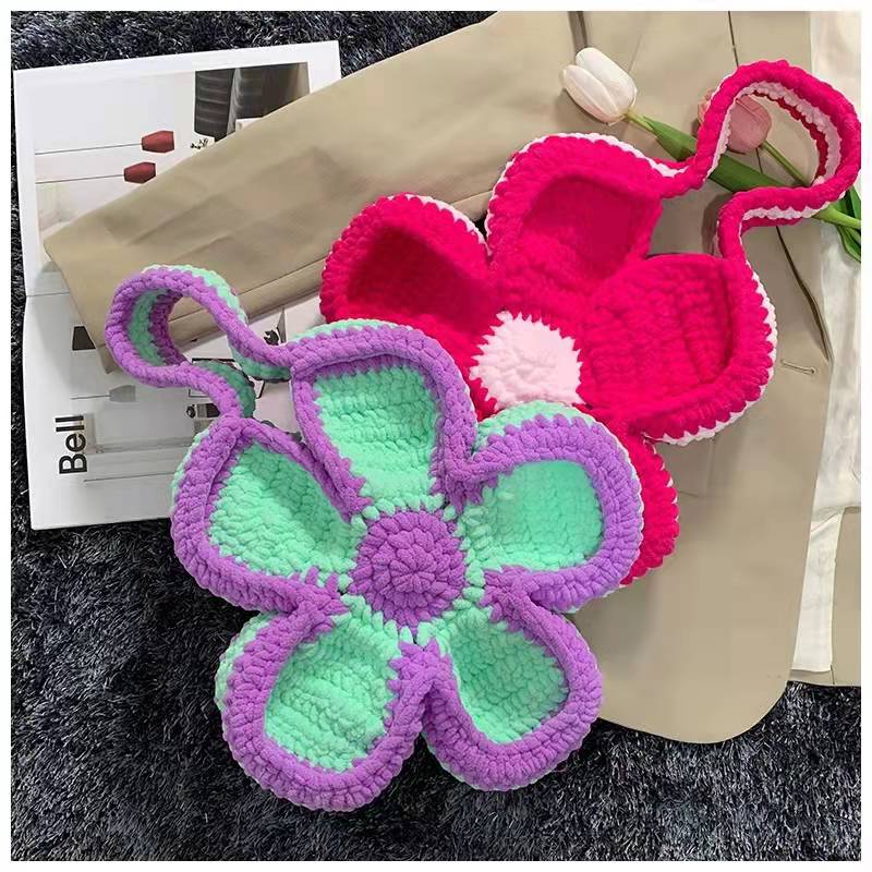 Contrast color small flower bag diy handmade woven bag ice bar wool material bag homemade ins crochet small flower bag
