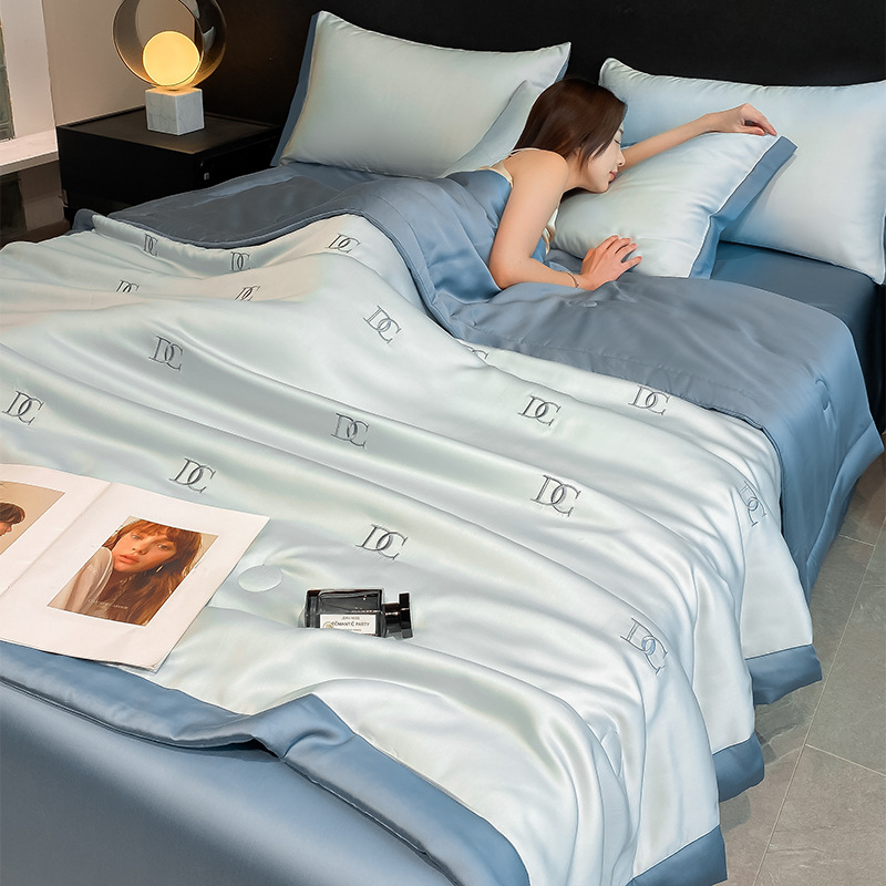 Picture of Summer Ins Washable Ice Silk Summer Quilt Four-piece Set Machine Washable Air-conditioning Quilt Summer Cool Quilt Single Double Thin Quilt Core