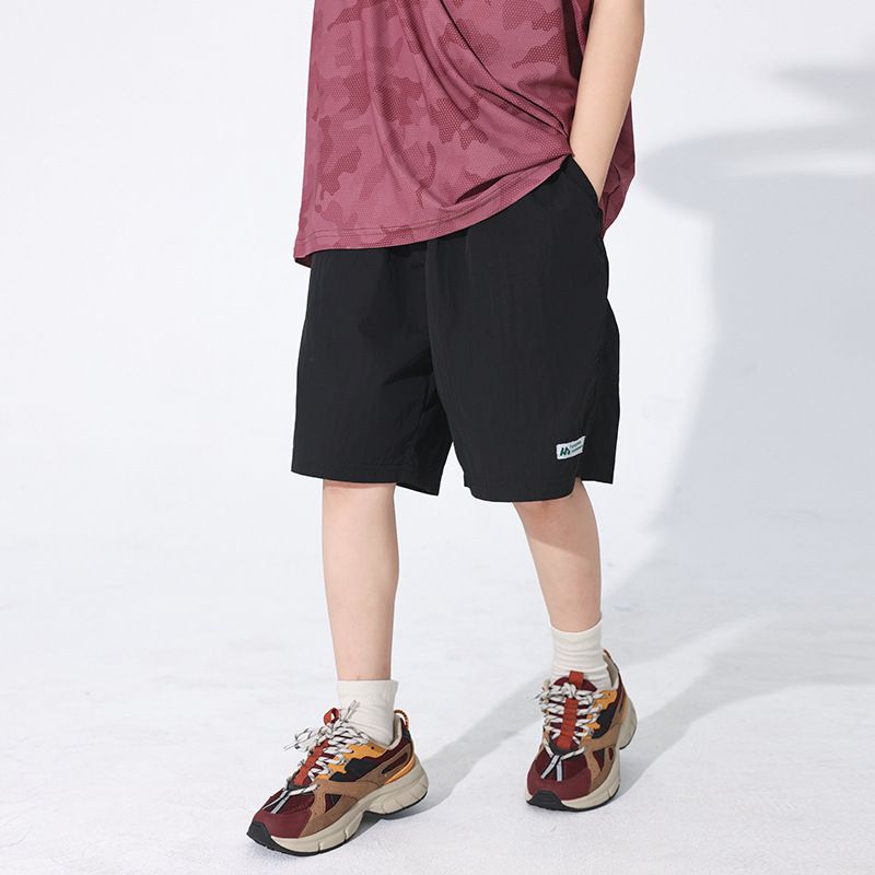 Picture of Huzhou Zhili Children's Wear Boys' Sports Pants Boys Summer Wear Pants 2025 Children's Shorts Breathable Quick-drying Pants