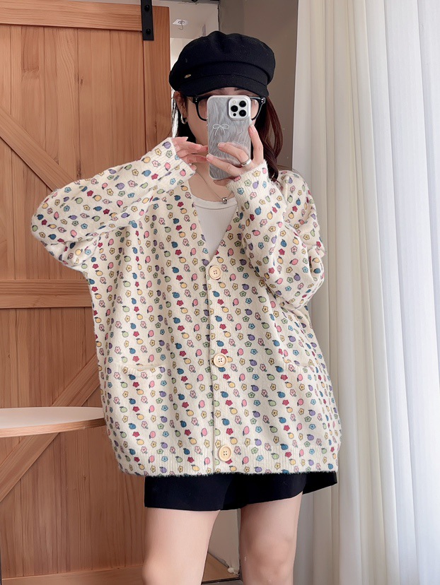 Autumn New 2024 Small Orange Printing and Dyeing Mink Velvet Knitted Sweater Loose V-neck Cardigan Fashion Sweater for Women