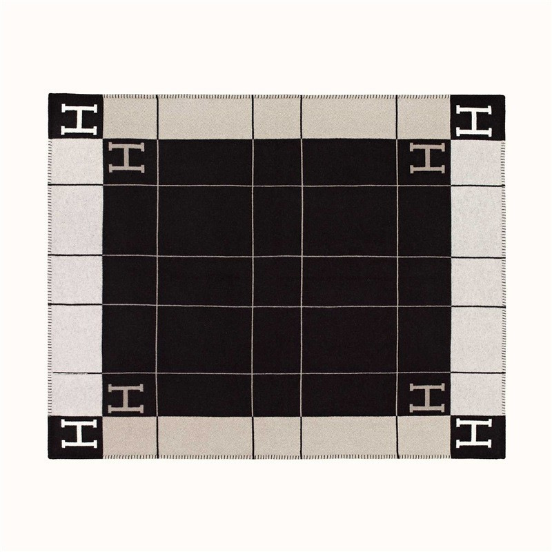 Picture of Cross-Border Amazon Fleece Blanket Single Blanket Air Conditioning Blanket Sofa Cover Blanket Nap Blanket H Letter Aviation Flight Blanket