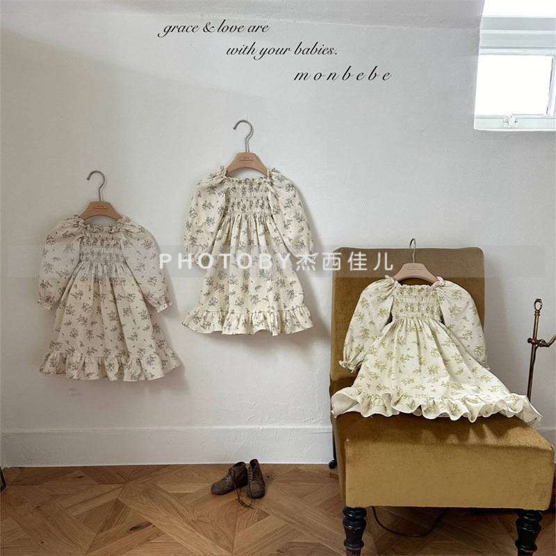 Picture of 25 new floral princess dress! Korean children's clothing spring and autumn children's girls temperament lantern sleeves foreign style dress