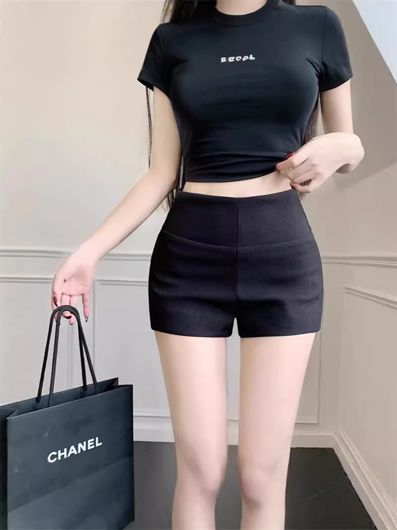 Black Suit Shorts Autumn Women's 2024 New Outer Wear Tight Hot Girl Boots Pants High Waist Slimming A- Shoe Casual Pants