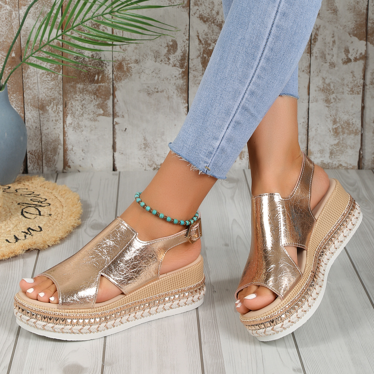 2023 spring and summer European and American women's plus size hemp rope bottom platform women's sandals buckle wedge peep toe women's sandals