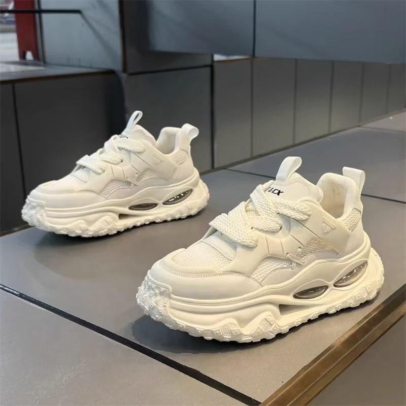 Internet celebrity popular men's shoes, summer breathable mesh, casual inner heightening daddy shoes, teenager running shock-absorbing sneakers