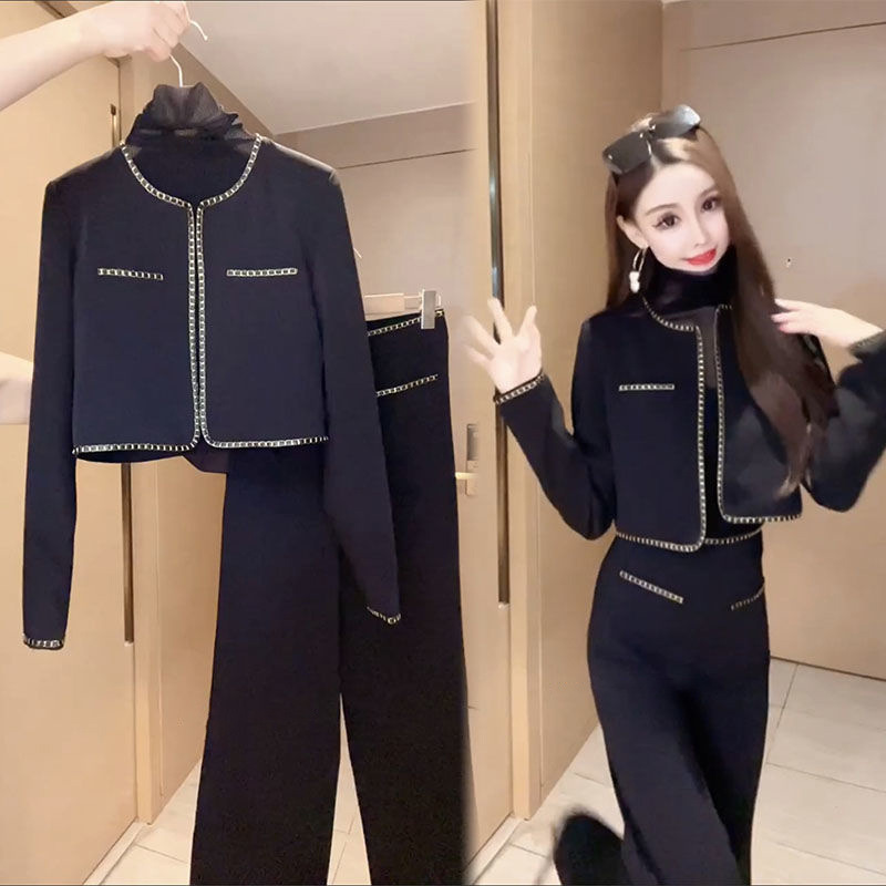 Picture of Elegant Sister Style Suit for Women 2025 Autumn New Fashion Design Short Jacket and Wide-Leg Pants Two-Piece Set