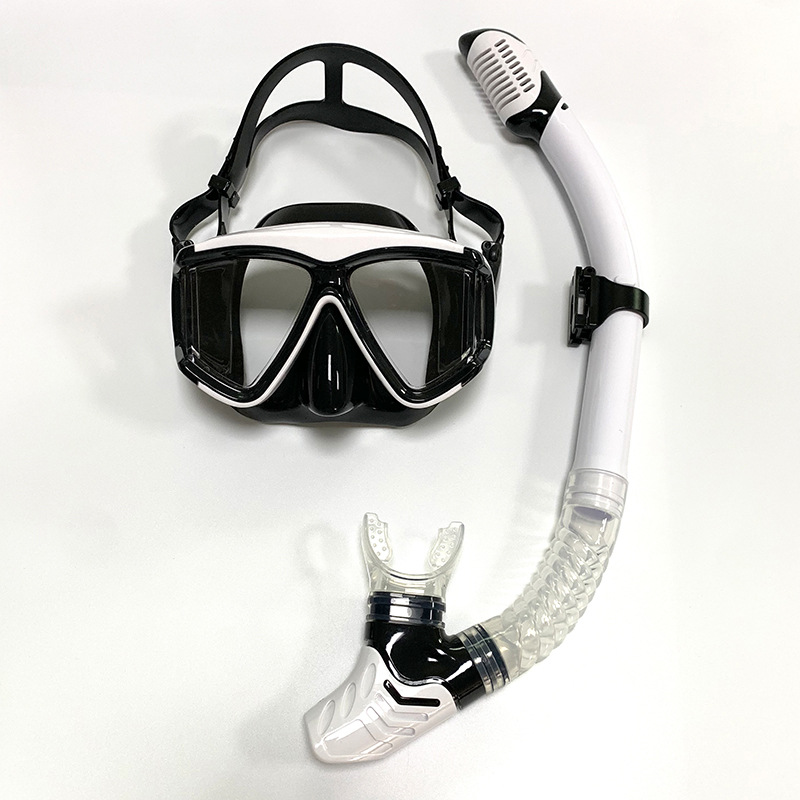 Picture of Cross-Border Snorkeling Set, Adult Diving Goggles Equipment, Large-Frame Silicone Mask, Can Be Equipped with Myopia Lenses, Snorkeling Mask