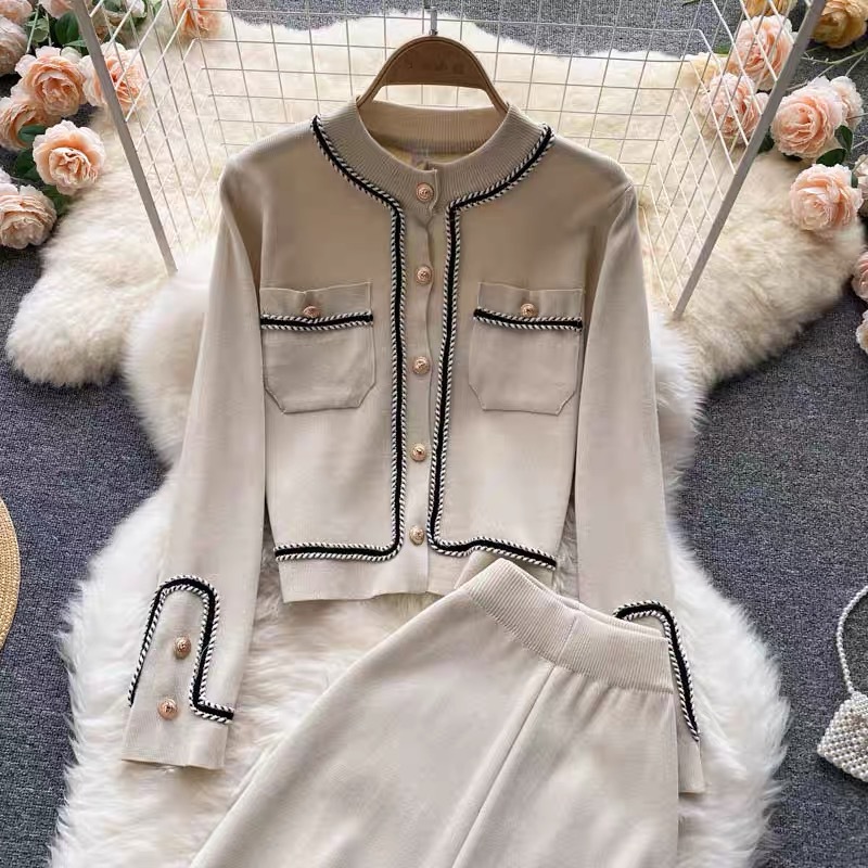 Picture of Light mature style knitted suit women's autumn New Design single-breasted Cardigan high waist slimming wide leg pants two-piece set