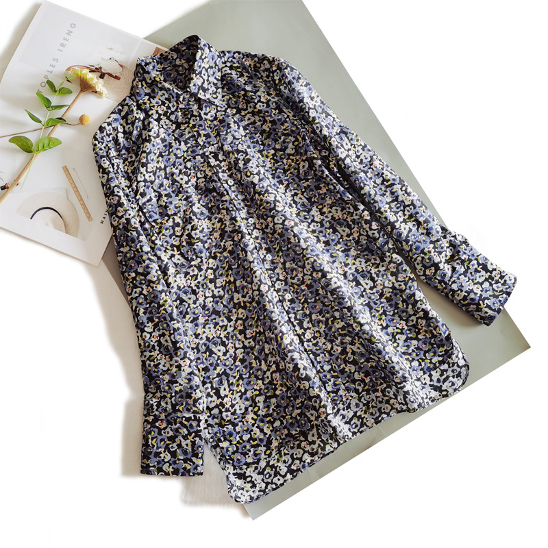 Picture of Clearance Casual Simple Blue and Purple Floral Silk Cotton Shirt Women's Double Pocket Lapel Buckle Long Sleeve Mid-length Shirt