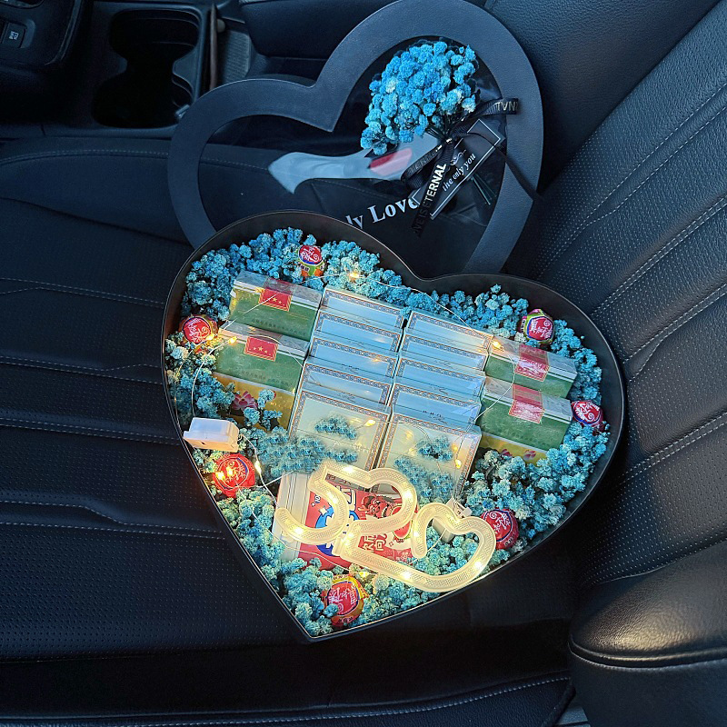 Creative Crystal Heart-shaped Window Flower Box Shake Tone Same Flower Gift Box New Year's Day Christmas Valentine's Day Gift Box in stock