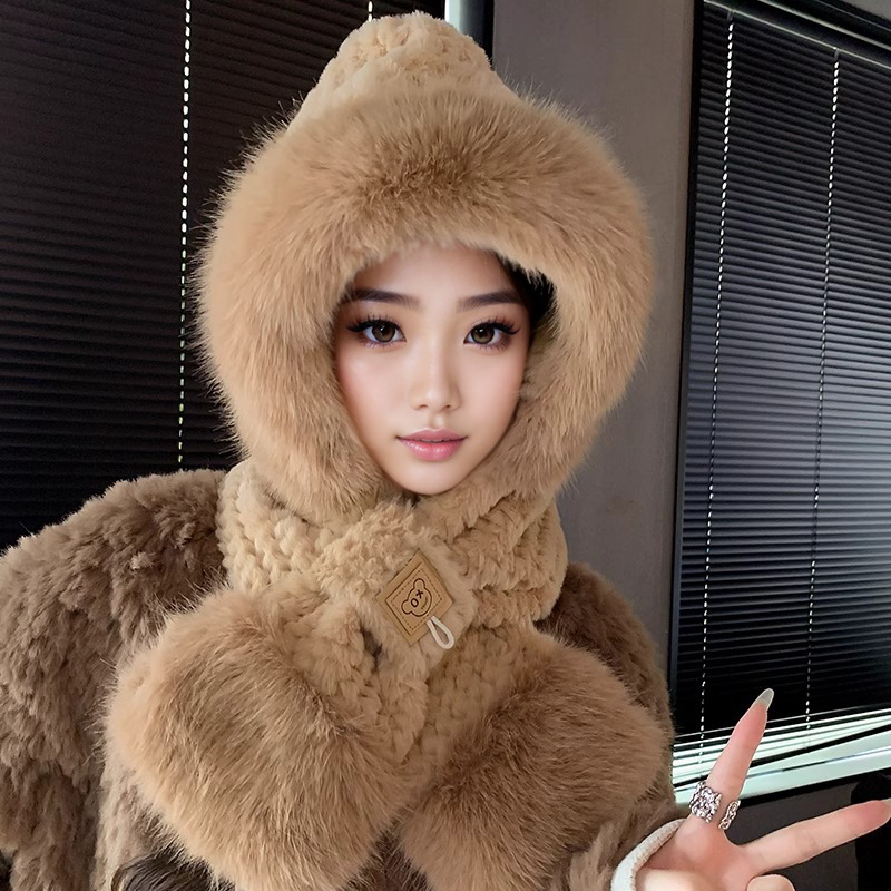 Picture of Cute Bear Hat Gloves Three-in-One Scarf Plush Hat Winter Riding Women's Easy Outdoor High-Level Warm Hat