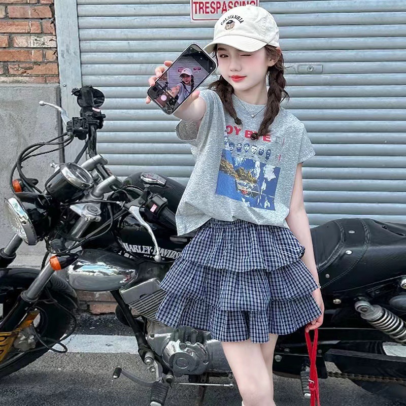Picture of Cross-border Girls' Summer Casual suit 2025 New Style Girl's Children's Fashionable Short-sleeved T-shirt Short Skirt Set