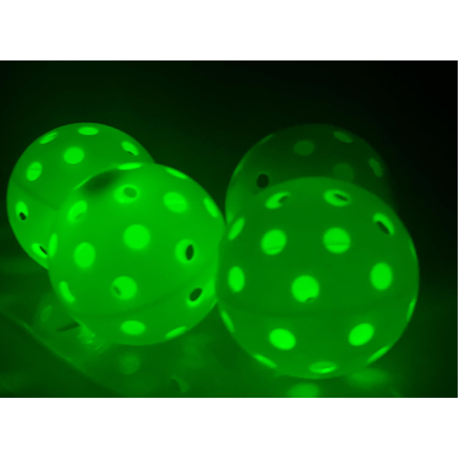 Picture of New LED luminous pick Ball Green 40 holes 74mm electronic luminous hollow ball pickle ball in stock wholesale