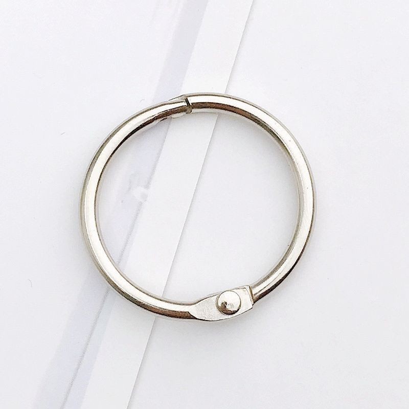 Picture of 2022 Yi Lian New Cave Shoes Accessories Bear Rhinestone Shoe Buckle Accessories Pearl Hanging Chain Slippers I-Buckle