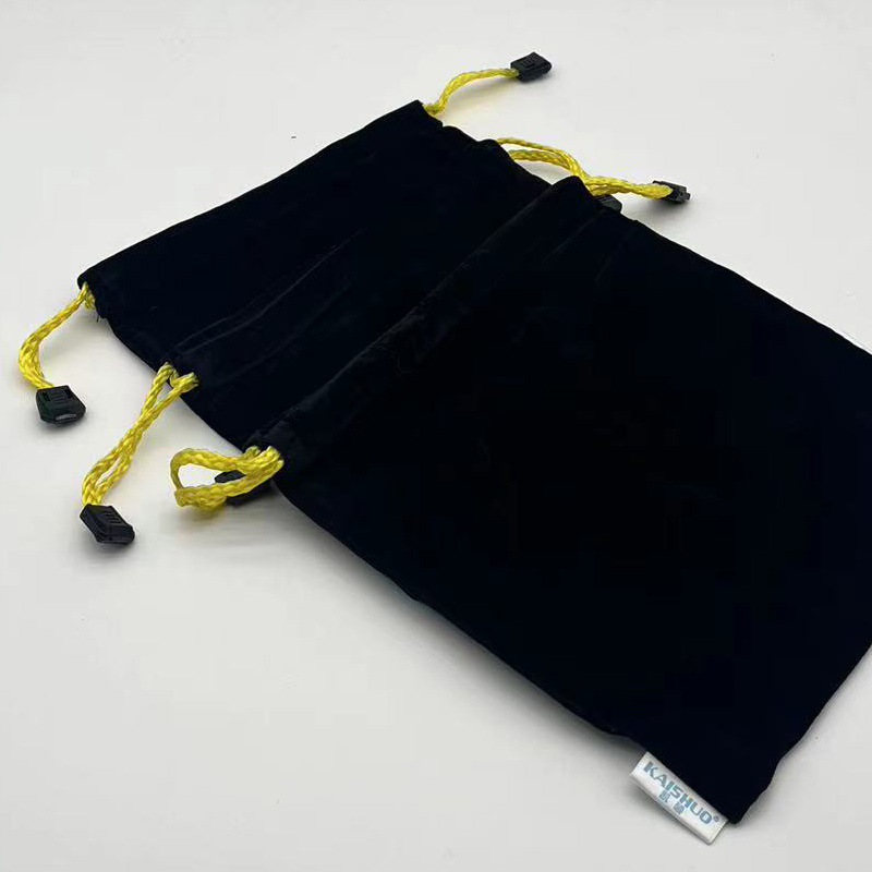 Spot wholesale black flannel bag mini hair dryer storage bag outdoor hiking storage flannel pocket