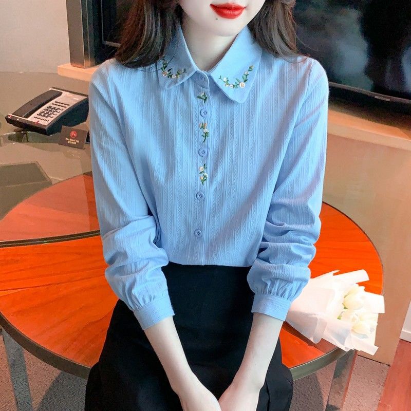 2024 Spring and Autumn new fashion age-reducing embroidered cotton shirt Women's Western style cotton loose belly covering top