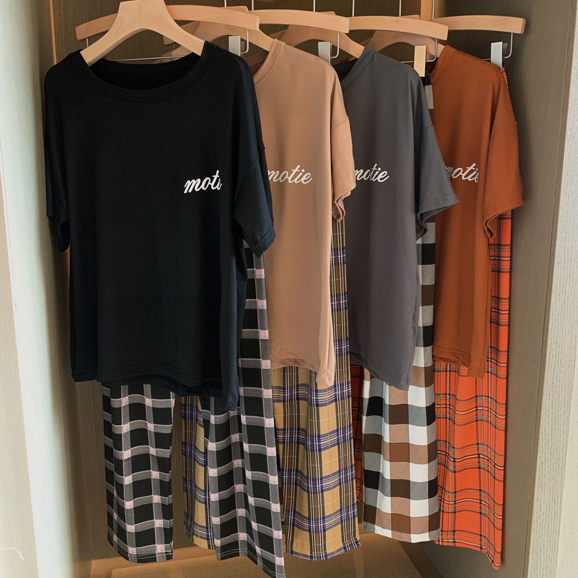 2021 Gege Set Spring and Autumn Pajamas Women's Short Sleeve Pants Casual Simple Korean Style Home Clothes Set Wholesale Foreign Trade