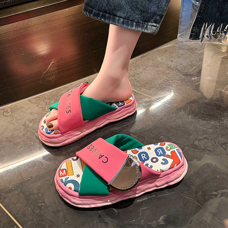 Beautiful Thick-soled Height-increasing Sandals and Slippers for Women's Summer Outer Wear High-end 2024 New Style Seaside Beach Shoes with Skirt