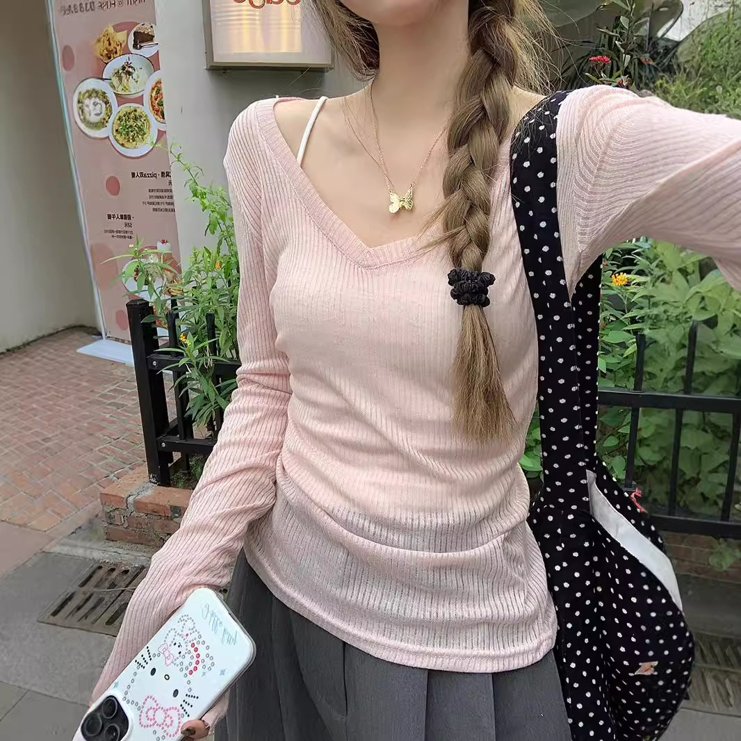 Picture of Thin Micro-transparent V-neck Sunscreen Long-sleeved T-shirt Women's Summer Korean-style Chic Casual Slim-fit Slimming Niche Blouse Top