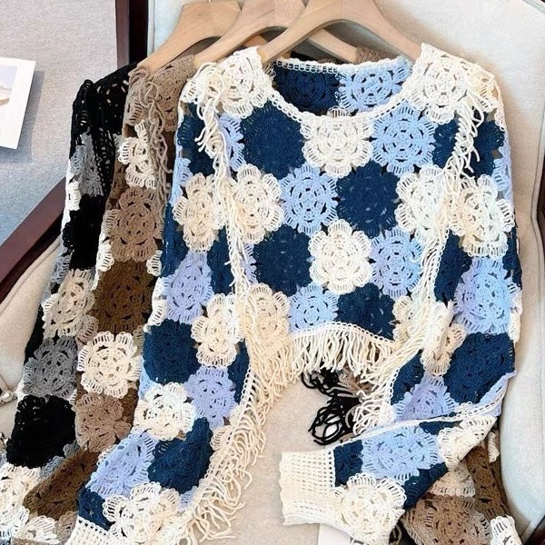 New Spring and Summer Vacation Hot-Selling Tassel Knitwear Cut Out Flower Long-Sleeved Top Hook Pattern Pullover Loose Blouse