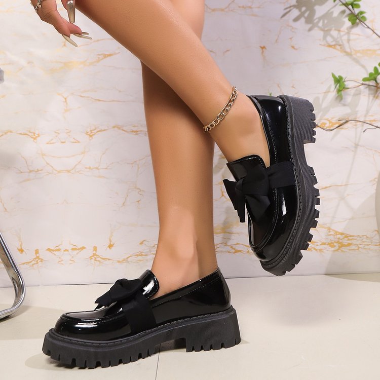 Foreign Trade Cross-border plus size 35-42 Black Loafers Female Niche Bow Thick-soled Leather Shoes Retro Single-layer Shoes Female