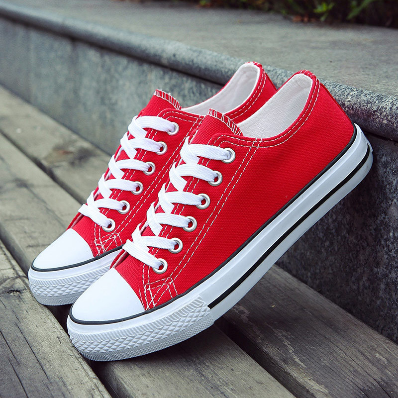 Picture of 2024 Super Popular Ins Classic Korean Style Casual Canvas Shoes for Men Large Size Versatile Low-Top Student Couple White Shoes for Women