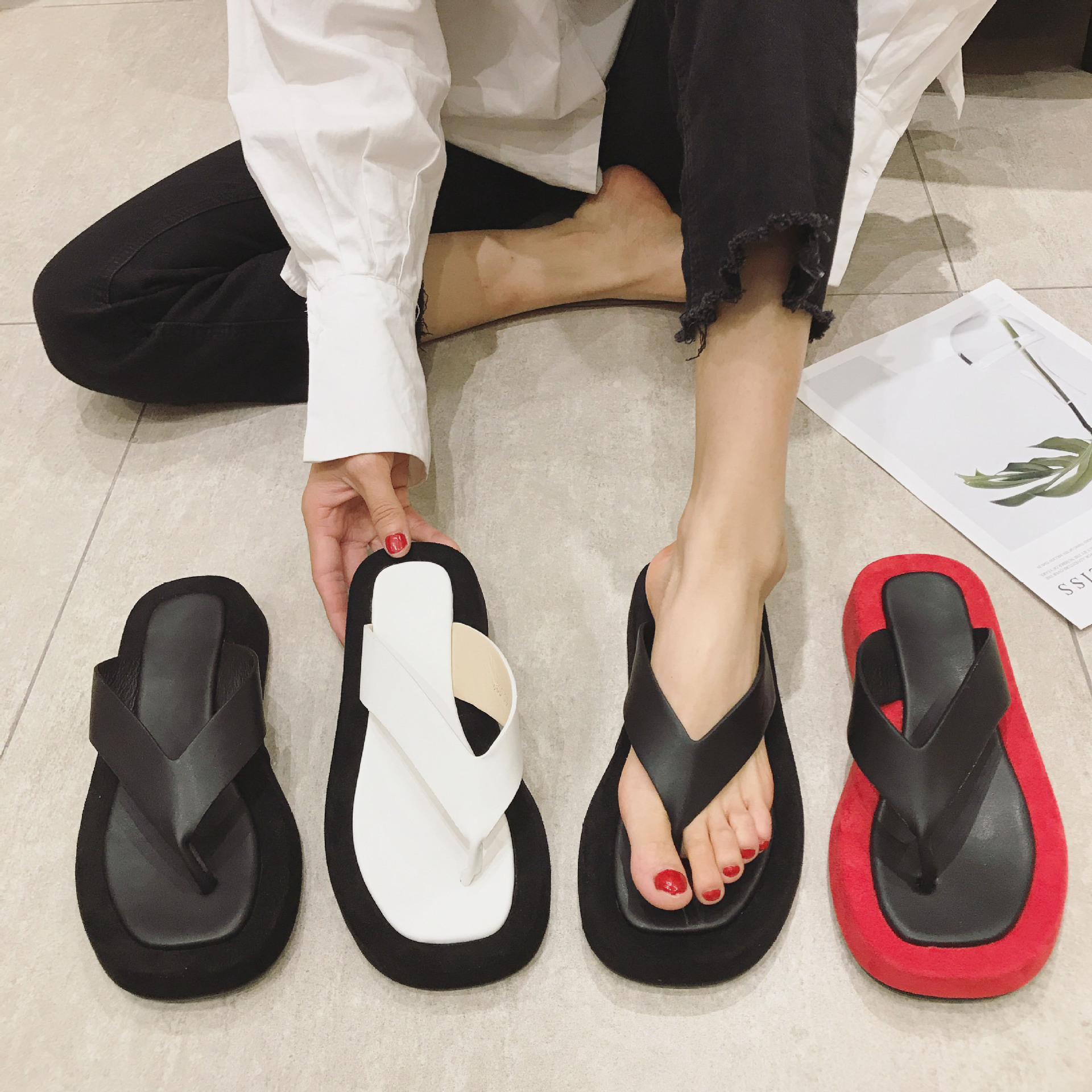 Picture of 2021 New Summer Sandals for Women, Thick-Soled Flip-Flops, Women's Sandals for Outer Wear, Flats Beach Shoes Factory