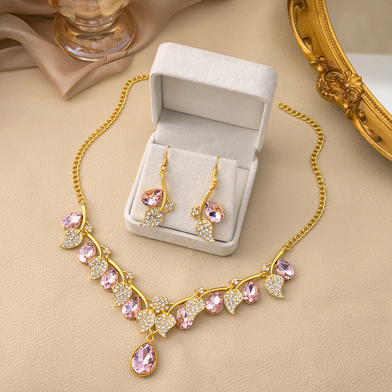 European and American Cross-border Retro Leaf Tassel Jewelry suit Women's Ethnic Style Diamond Clavicle Chain Pendant Jewelry suit