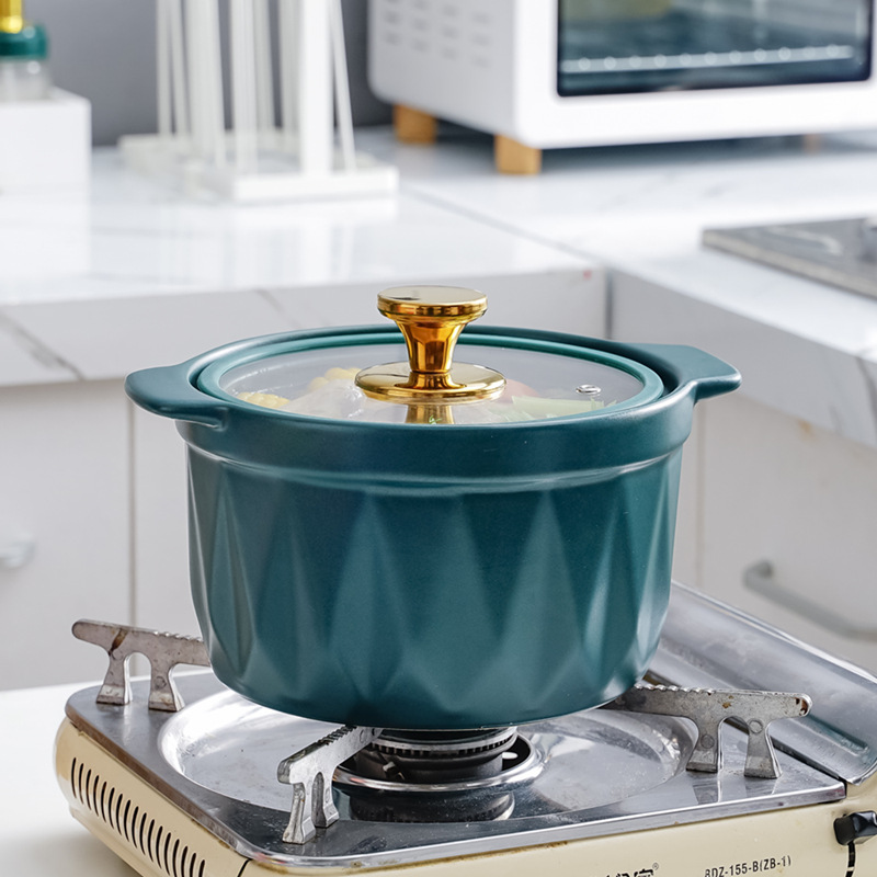 Picture of A modern simple matte glaze ceramic casserole high temperature resistant open flame household creative small casserole stew pot