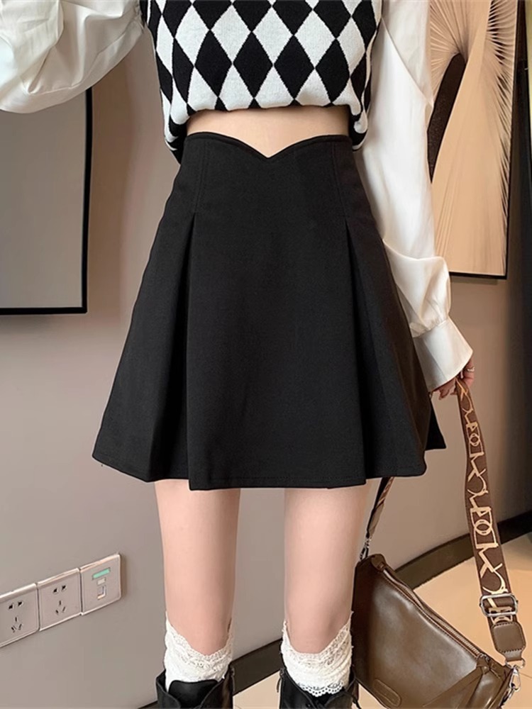 plus size chubby girl Waist Skirt High Waist Black Skirt Women's 2024 Spring A- line Skirt Slimming Hip Covering Umbrella Skirt