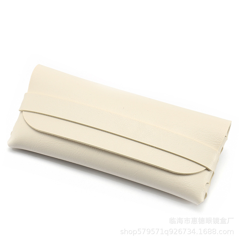 Picture of Factory Batch Glasses Case in stock New Single Nail Leather Sunglasses Bag Hand-woven Sunglasses Box Printable LOGO